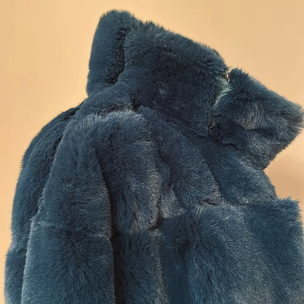 Luxurious Faux Fur Jacket coat in Deep Teal/Hunter Green.  S/M